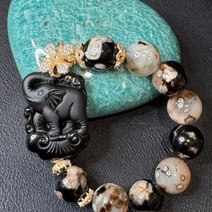 Black and Gold Elephant Beaded Bracelet